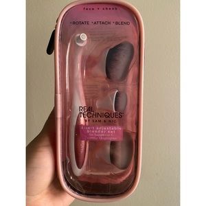 Real Techniques 3 in 1 adjustable blender brush